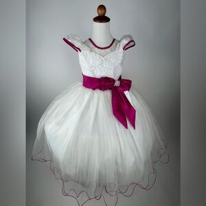 Girls beige/magenta party dress sz 4
